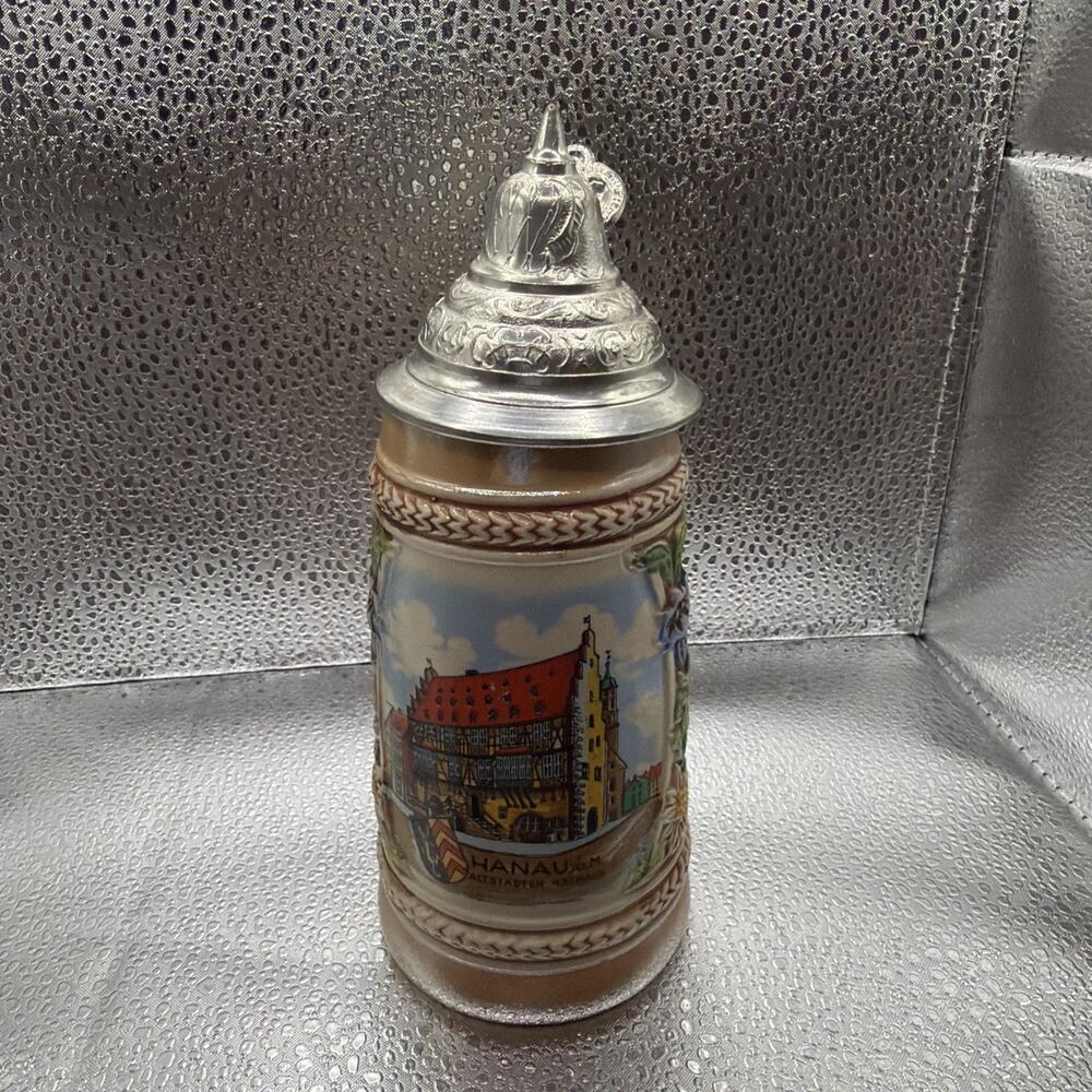 German Beer Stein Hanau Germany- Handarbeit-Gerzit 6.5” Tall